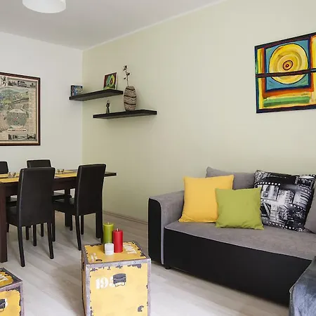 Klara Apartment *